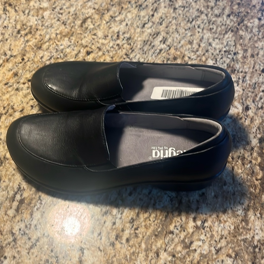 Alegria supportive work shoe